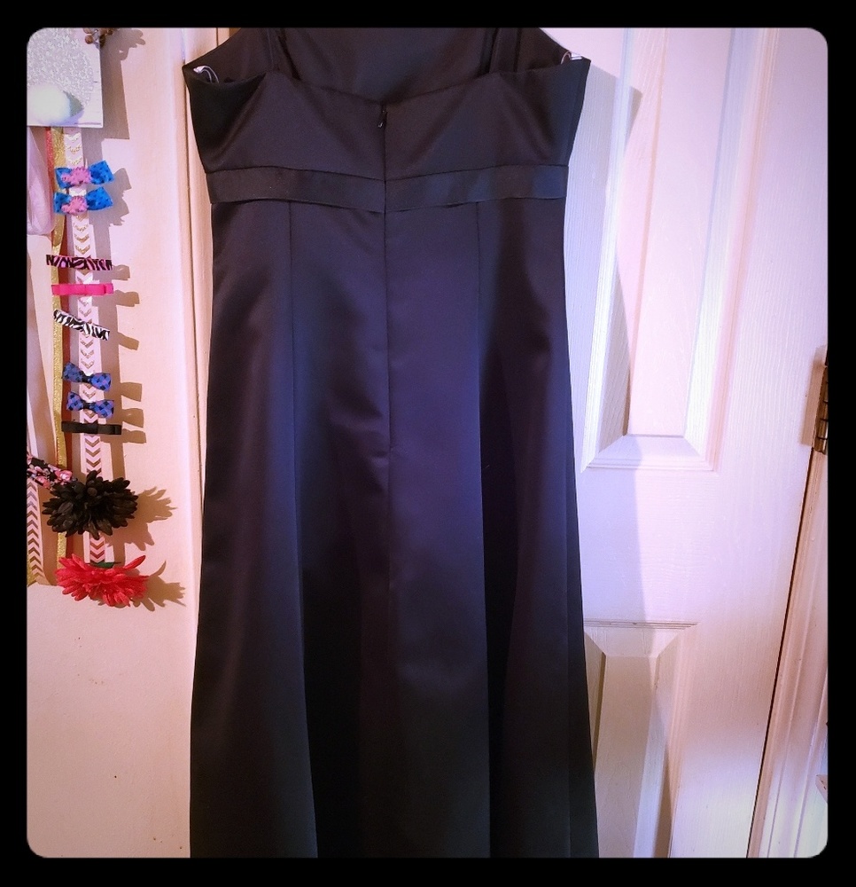 Audrey Hepburn style dress black satin - Picture 2 of 3